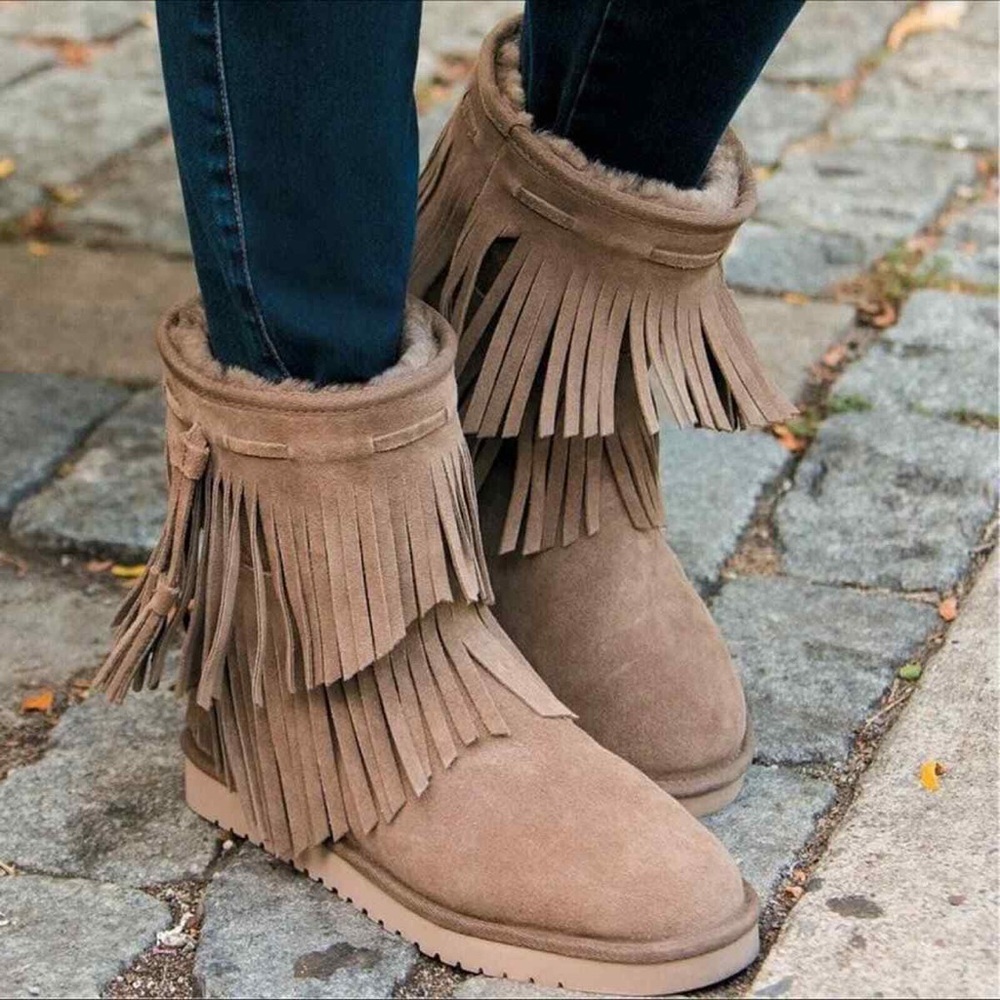 Koolaburra Fringe Boots size 6 New